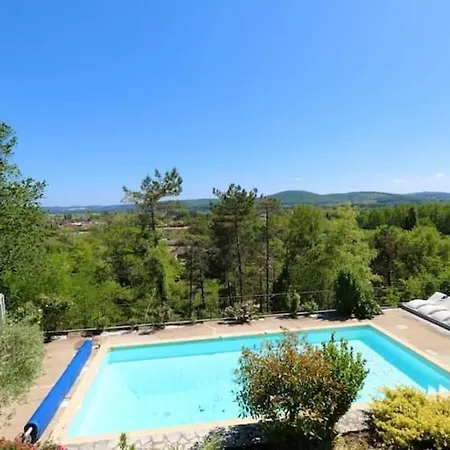 Holiday home Le Pigeonnier De Sinzelle *
